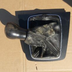 Pārnesumu pārslēgšanas kloķa auduma pārvalks priekš AUDI A4 2001