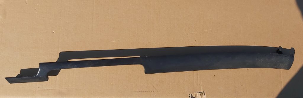 Mērinstrumentu paneļa dekoratīvā uzlika priekš AUDI A4 2001