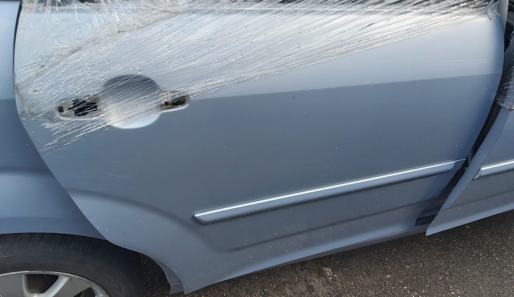 Aizmugurējās labās durvis priekš TOYOTA COROLLA VERSO 2008