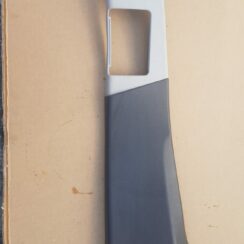 Vidējas salona statnes apdare priekš OPEL INSIGNIA SPORTS TOURER 2010