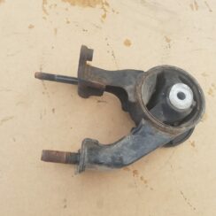 Dzinēja spilvens priekš TOYOTA COROLLA VERSO 2008