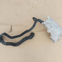 Dzesēšanas šķidruma tvertne priekš AUDI A4 2003