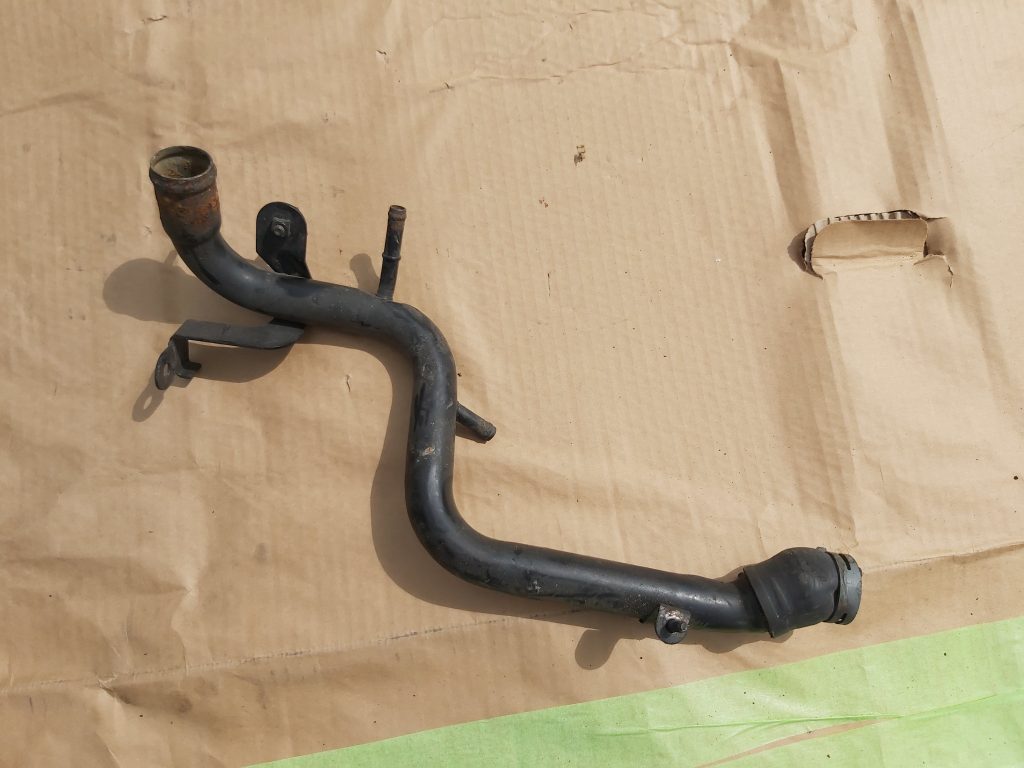 Dzesēšanas caurule priekš AUDI A4 2003