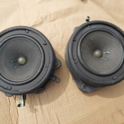 Durvju skaļrunis, apakšā priekš AUDI A4 2003