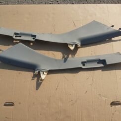 Aizmugurējas salona statnes apdare priekš AUDI A4 2004