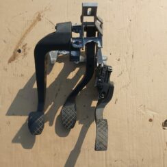 Pedāļu bloks priekš AUDI A4 2004