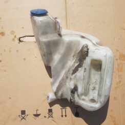 Mazgātāja šķidruma tvertne priekš AUDI A6 AVANT 2003