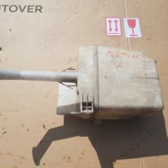 Mazgātāja šķidruma tvertne priekš TOYOTA AVENSIS 2008