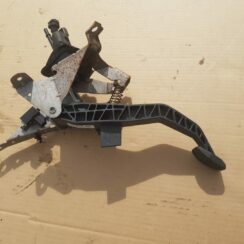 Sajūga pedālis priekš FORD FOCUS 2016