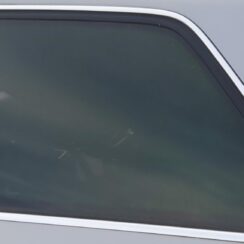 Aizmugurējais kreisais sānu stikls priekš AUDI A6 AVANT 2003