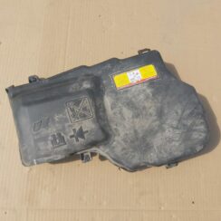 Drošinātāju kārbas korpusa vāks priekš PEUGEOT 508 2012