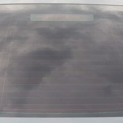 Aizmugures stikls priekš PEUGEOT 407 2004