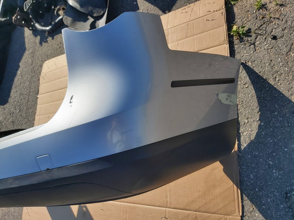 Aizmugures buferis priekš VW PASSAT 2007 UNIVERSAL SILVER 3 Aizmugures buferis priekš VW PASSAT 2007 UNIVERSAL SILVER