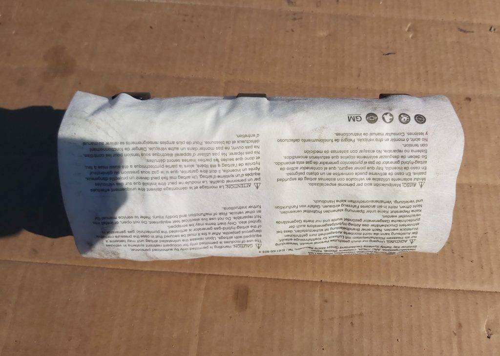 Mērinstrumentu paneļa drošības spilvens priekš OPEL VECTRA C 2008 1 Mērinstrumentu paneļa drošības spilvens priekš OPEL VECTRA C 2008