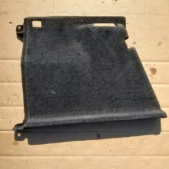 Bagāžnieka nodalījuma sānu apdare priekš MERCEDES BENZ E250 W212 2014