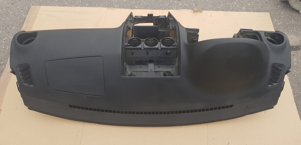 Mērinstrumentu panelis priekš MAZDA 6 2006 1 Mērinstrumentu panelis priekš MAZDA 6 2006