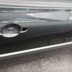 Priekšējās labās durvis priekš RENAULT MEGANE 2004