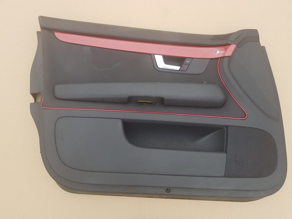 Priekšējo kreiso durvju apdare priekš AUDI A4 2001 1 Priekšējo kreiso durvju apdare priekš AUDI A4 2001