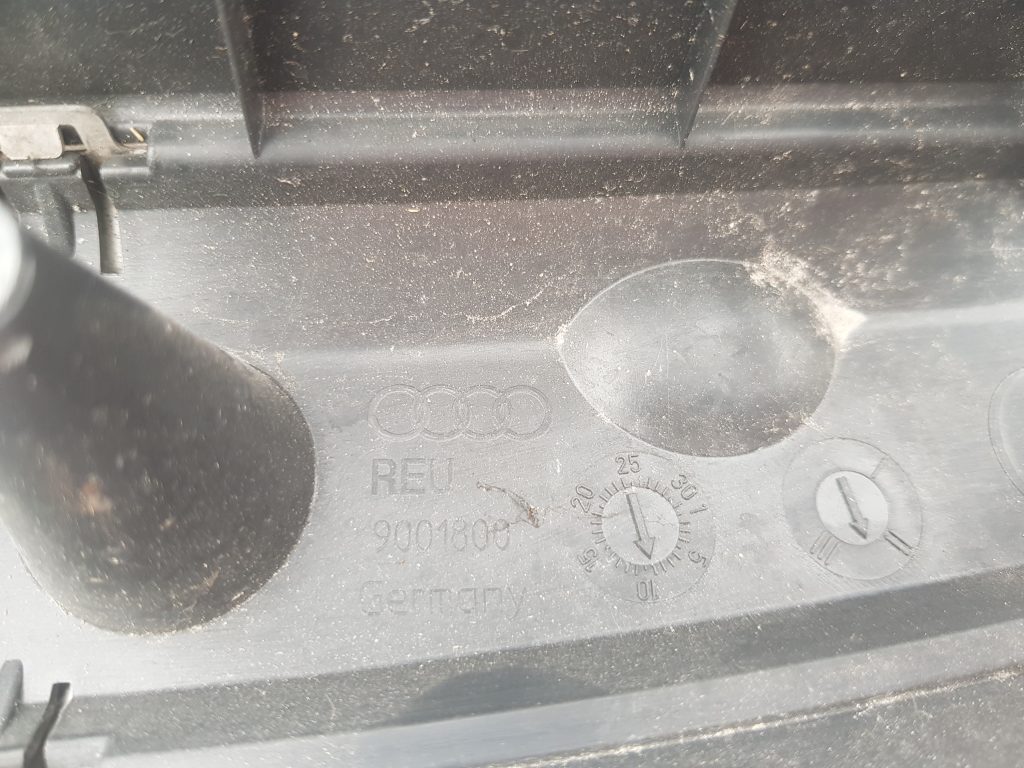 Bagažnieka nodalījuma sliekšņa uzlika priekš AUDI A4 2005 2 Bagažnieka nodalījuma sliekšņa uzlika priekš AUDI A4 2005