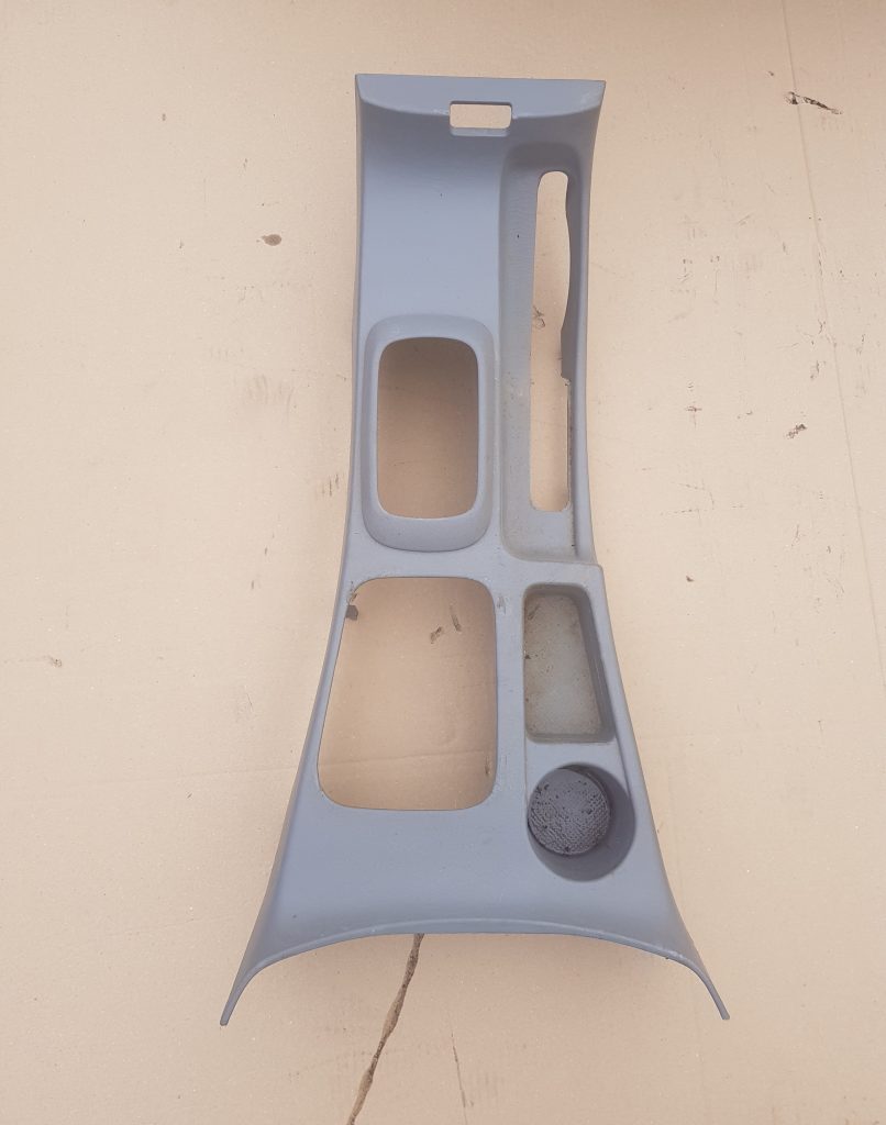 Centrālās konsoles apdares lielākā daļa priekš TOYOTA HILUX 2009