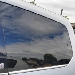 Aizmugurējais kreisais sānu stikls priekš FORD GALAXY 2007