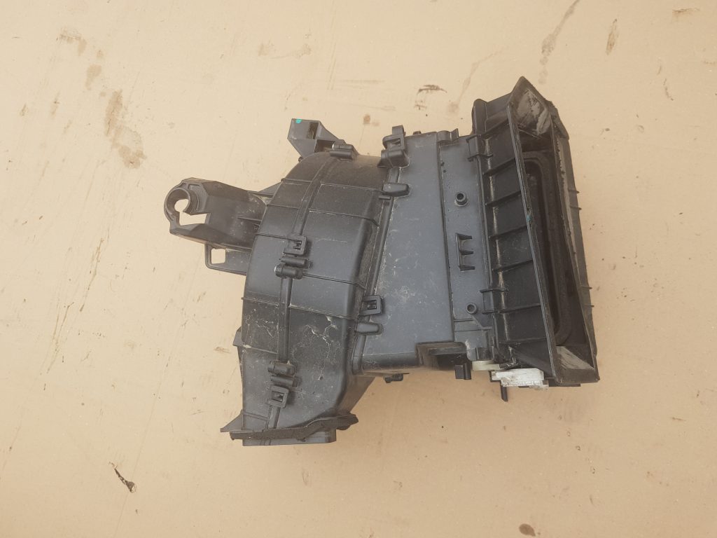 Salona sildītājs priekš TOYOTA HILUX 2009