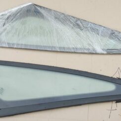 Priekšējais sānu stikls, pa kreisi priekš FORD GALAXY 2007