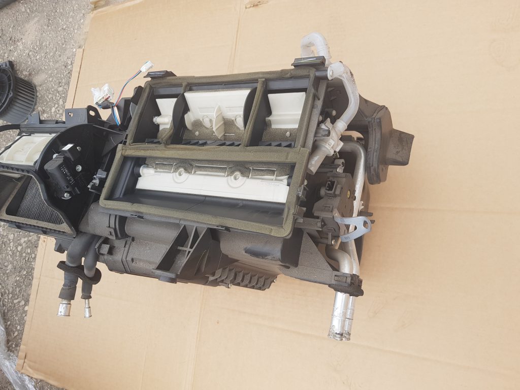 Salona sildītājs priekš TOYOTA COROLLA VERSO 2009 2 Salona sildītājs priekš TOYOTA COROLLA VERSO 2009