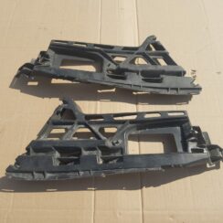 Priekšēja bufera kronšteins priekš CITROEN C4 2018