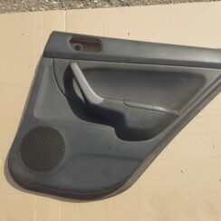 Aizmugurējo labo durvju apdare priekš HONDA ACCORD 2007 YR565P