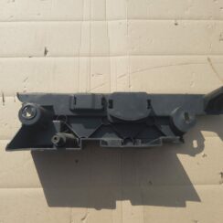 Bagāžnieka nodalījuma plastmasa priekš BMW 530D E61 2006 TOURING TITANSILVER