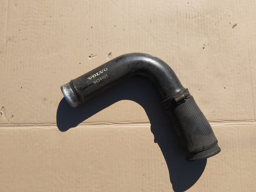 Interkulera caurule priekš VOLVO V70 1997