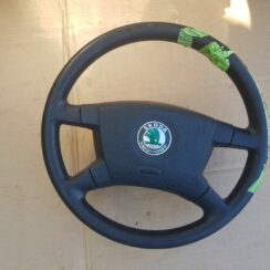 Stūre priekš ŠKODA FABIA 2003