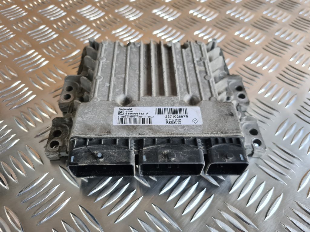 Dzinēja vadības bloks priekš DACIA LODGY 2014 1 Dzinēja vadības bloks priekš DACIA LODGY 2014