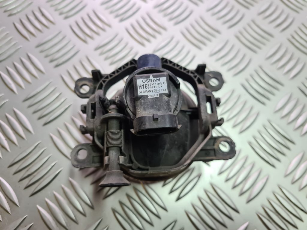 Miglas lukturis priekšā pa kreisi priekš DACIA LODGY 2014 2 Miglas lukturis priekšā pa kreisi priekš DACIA LODGY 2014