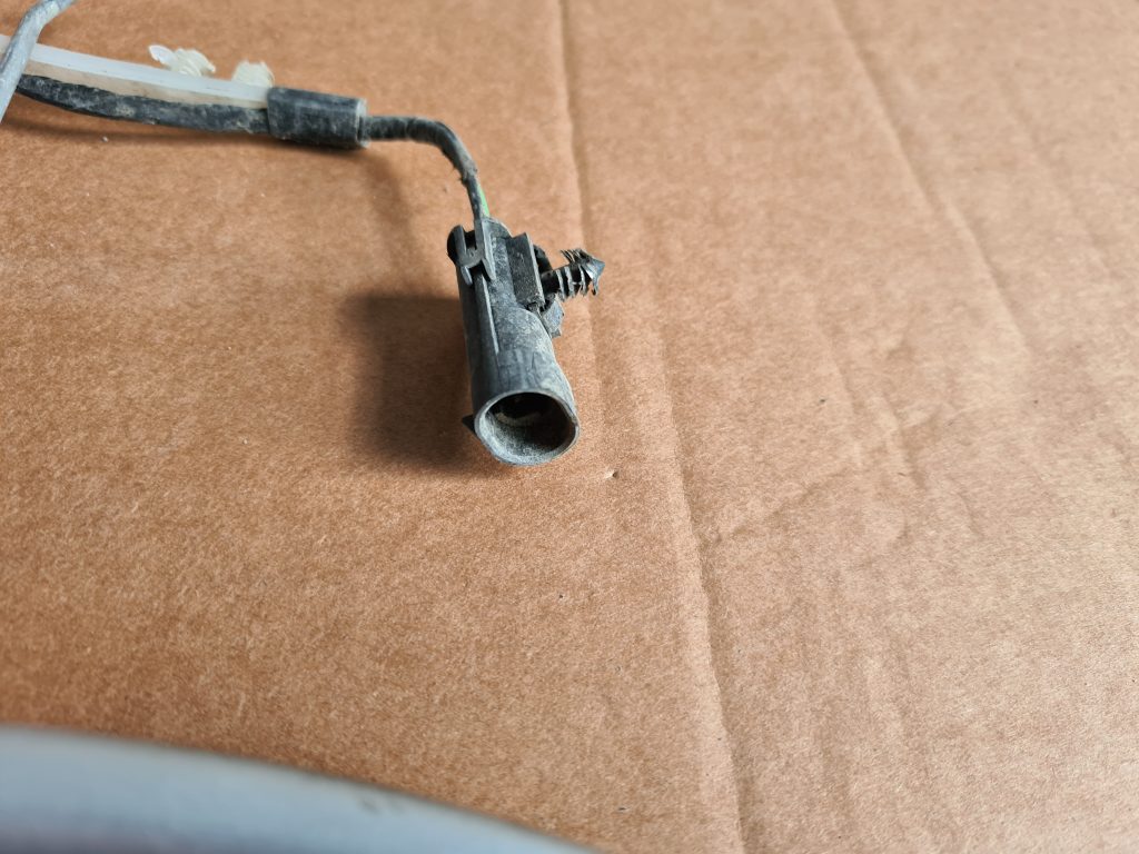 Priekšējāis kreisais durvju rokturis priekš CHRYSLER SEBRING 2006 3 Priekšējāis kreisais durvju rokturis priekš CHRYSLER SEBRING 2006