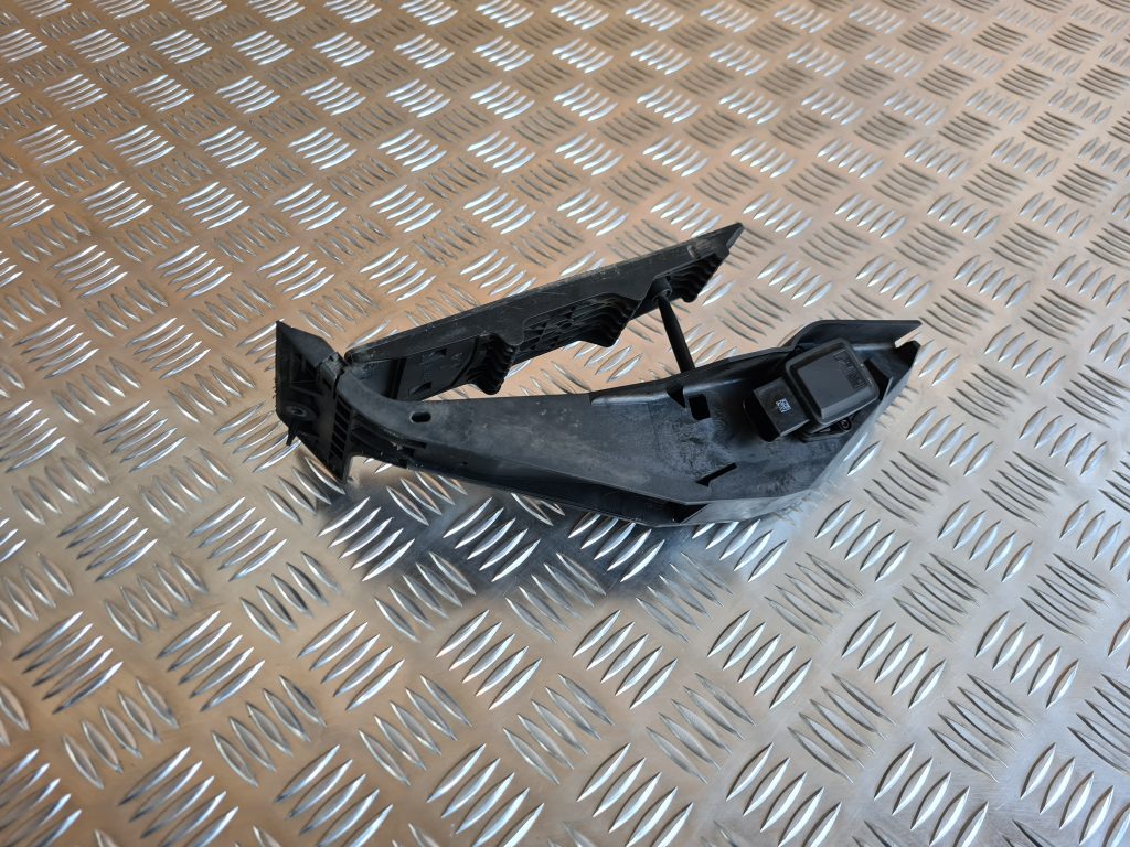 Gāzes pedālis priekš BMW 525 E60 2006 OLIVE