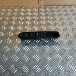 Šofera durvju slēdža pogas priekš PEUGEOT 407 2006