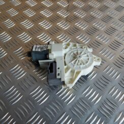 Elektrisko stiklu motors priekš PEUGEOT 407 2006