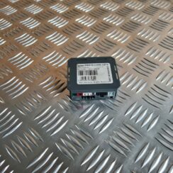 Signalizācijas vadības bloks priekš TOYOTA AVENSIS 2012