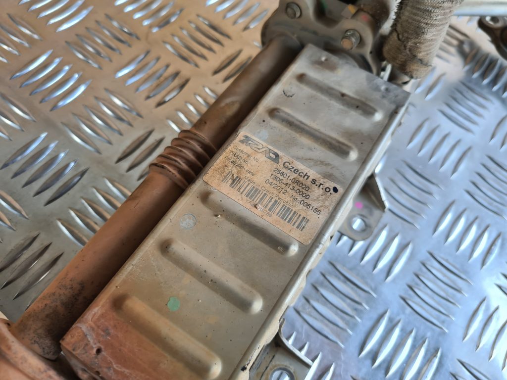 EGR vārsta dzesētājs priekš TOYOTA AVENSIS 2012 3 EGR vārsta dzesētājs priekš TOYOTA AVENSIS 2012