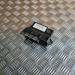 Borta sistēmas vadības bloks priekš AUDI A6 AVANT 2007 QUATTRO