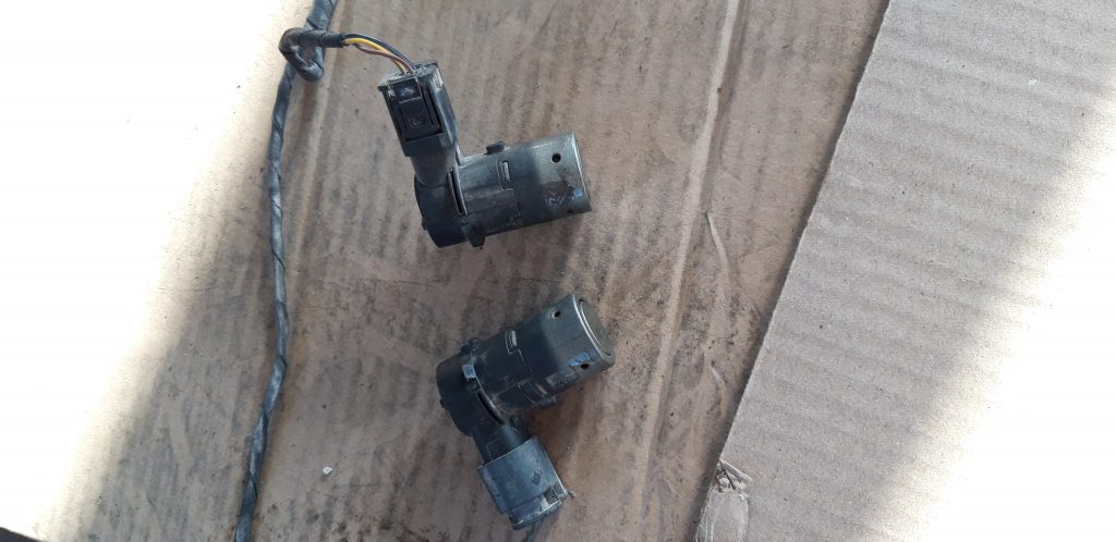 Parkošanās devējs priekš BMW 520D E60 2006 ENG. 1 Parkošanās devējs priekš BMW 520D E60 2006 ENG.