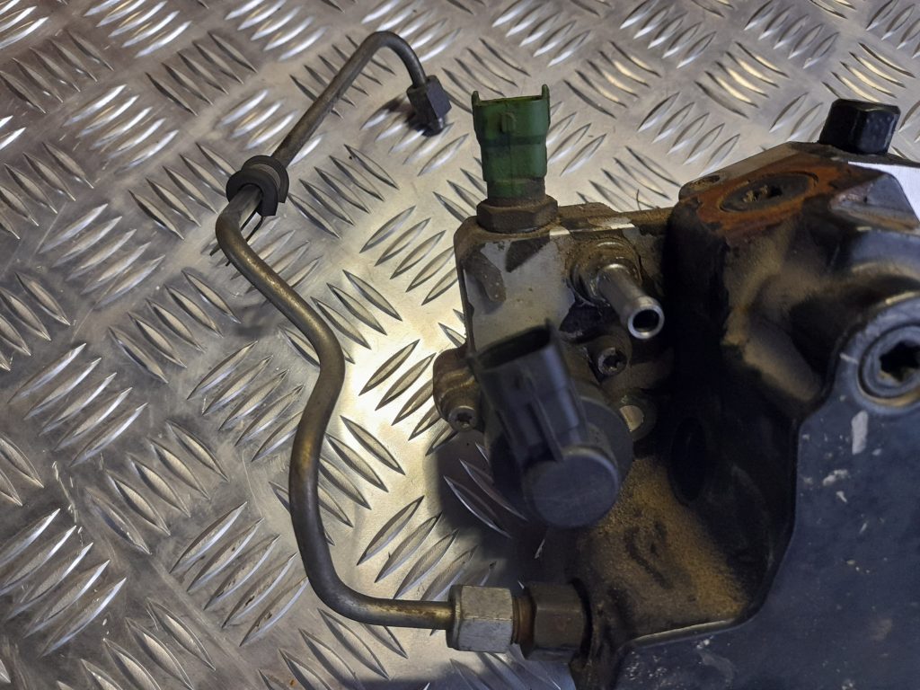 Augstspiediena degvielas sūknis priekš VOLVO S40 2007