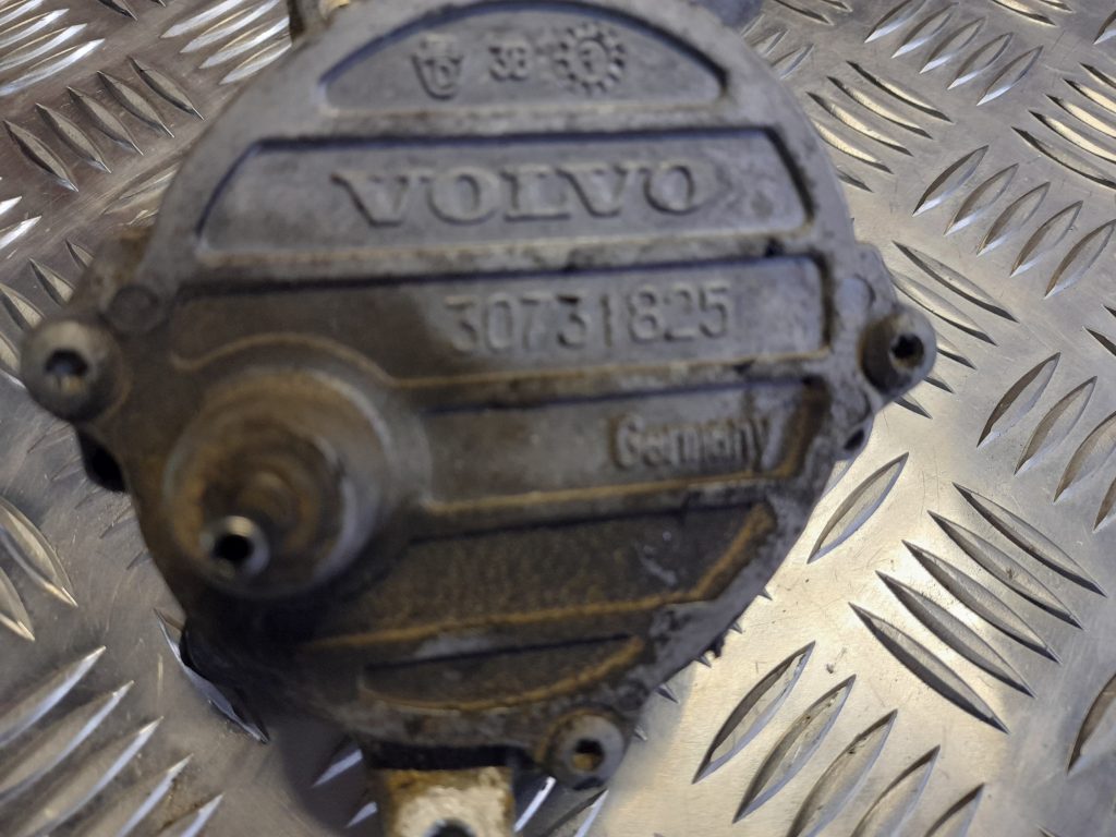 Vakuuma sūknis priekš VOLVO S40 2007