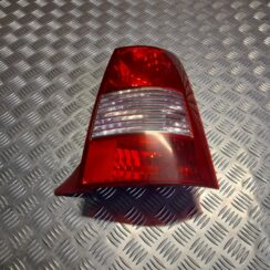 Aizmugurējais labais lukturis priekš KIA PICANTO 2006
