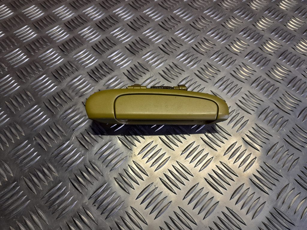 Aizmugurējais kreisais durvju rokturis priekš KIA PICANTO 2006 1 Aizmugurējais kreisais durvju rokturis priekš KIA PICANTO 2006