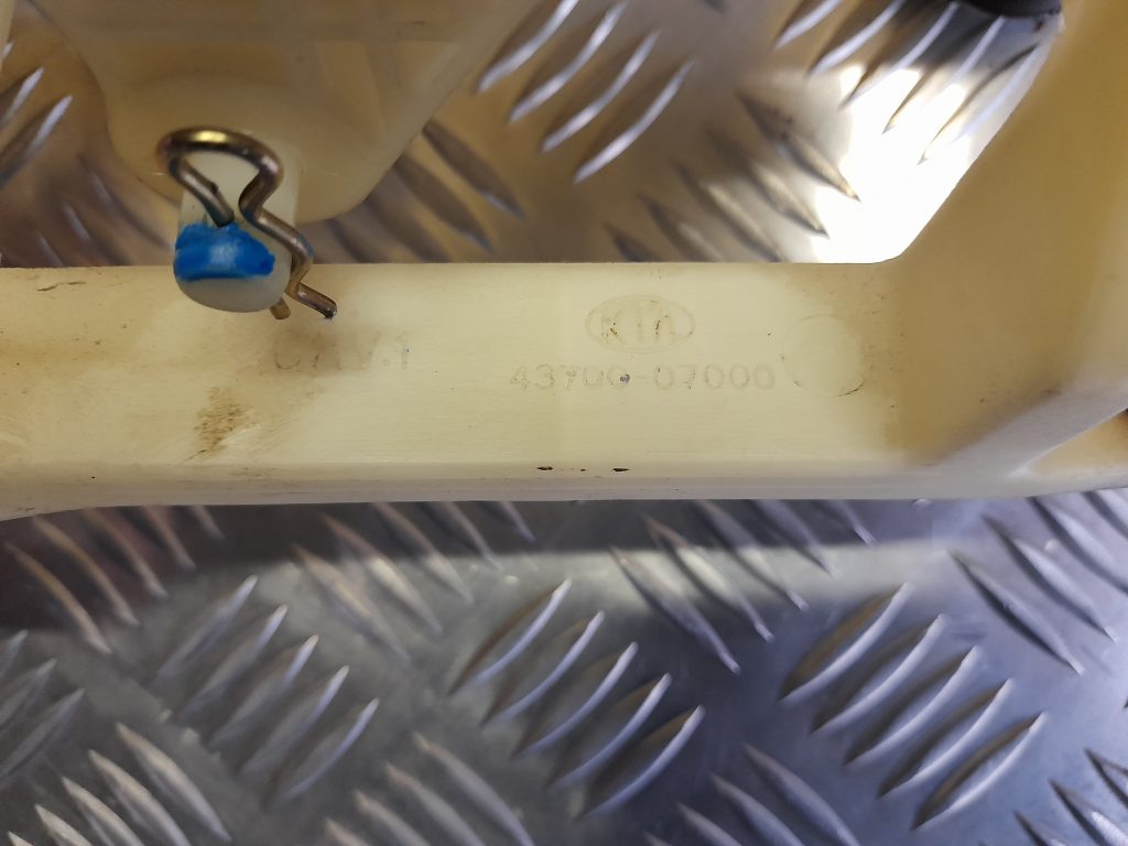 Ātrumu pārslēgšanas slēdzis priekš KIA PICANTO 2006 2 Ātrumu pārslēgšanas slēdzis priekš KIA PICANTO 2006