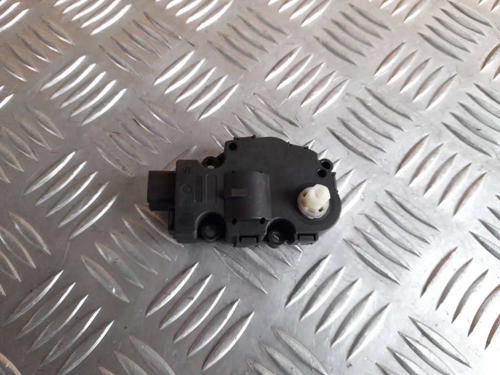 Apsildes sistēmas aktuators priekš CITROEN PICASSO 2007 2 Apsildes sistēmas aktuators priekš CITROEN PICASSO 2007