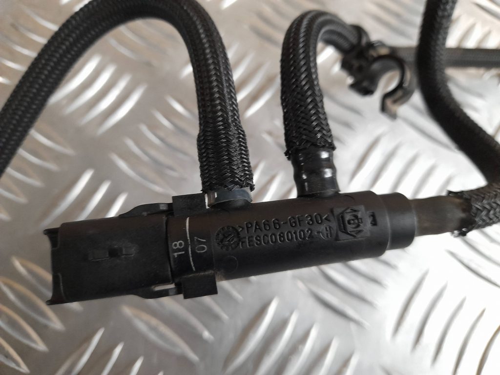 Degvielas atgriešanas caurule priekš CITROEN PICASSO 2007 3 Degvielas atgriešanas caurule priekš CITROEN PICASSO 2007